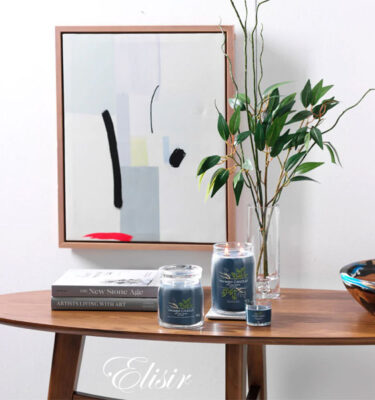 Bayside Cedar Yankee Candle – Candela Media Signature