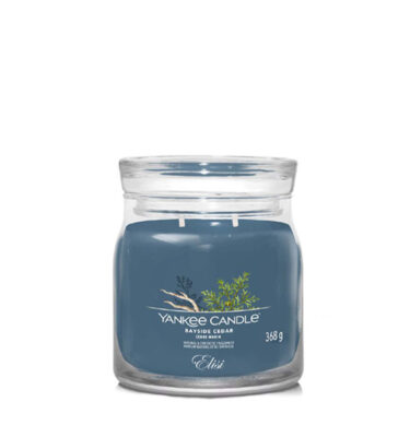 Bayside Cedar Yankee Candle – Candela Media Signature