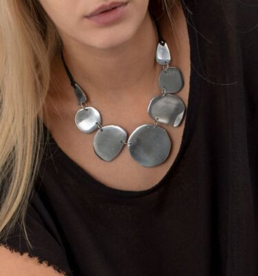 Collana Filo Placche Piatte