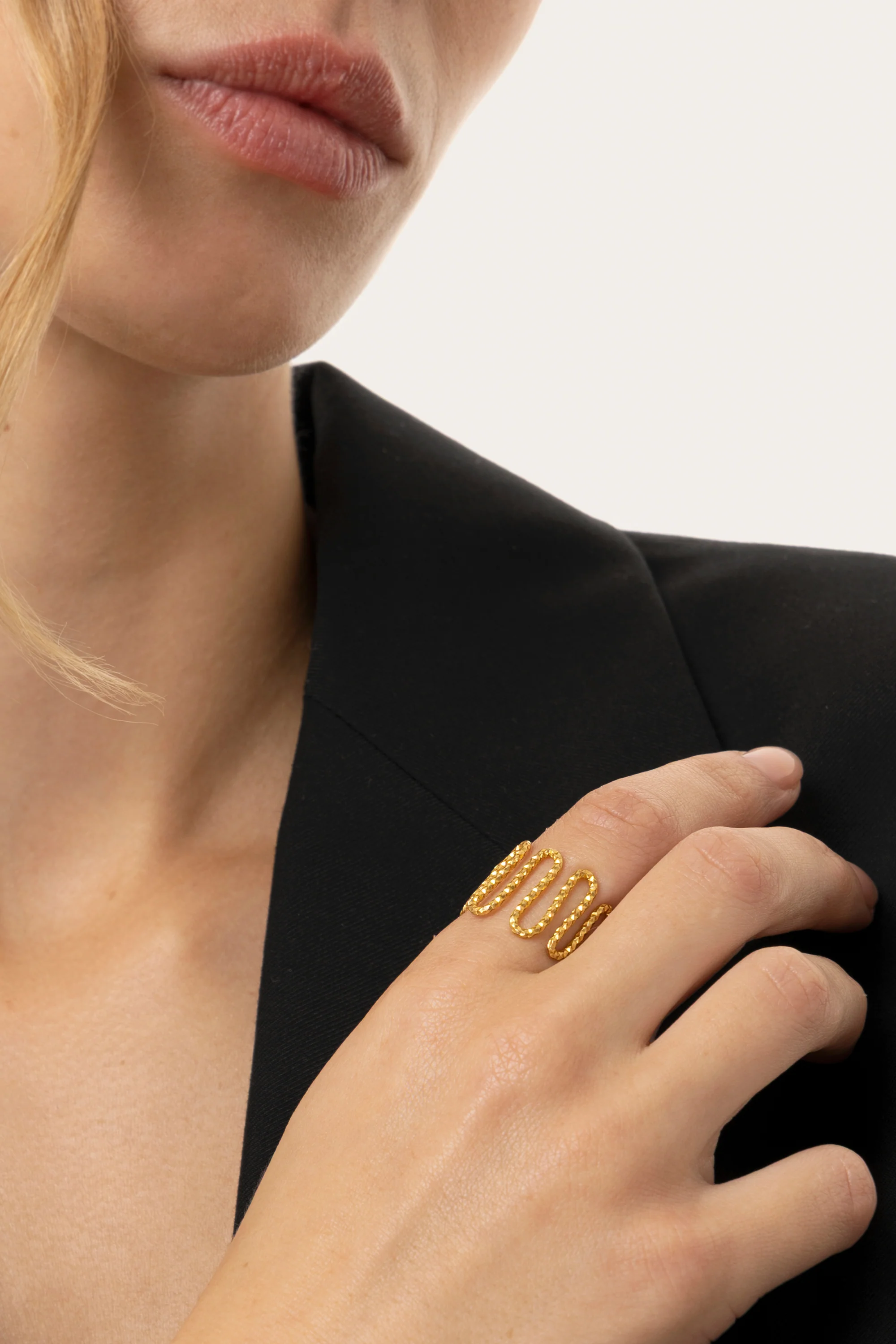 Anello Onda Sinuosa 2 Anello Onda Sinuosa - immagine 2